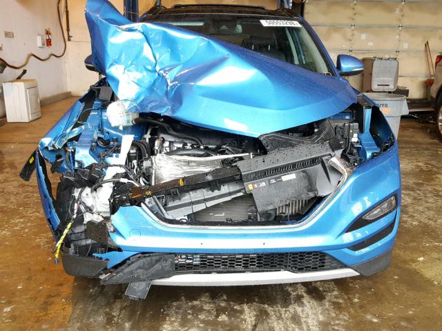 KM8J3CA21HU305083 - 2017 HYUNDAI TUCSON LIM BLUE photo 7