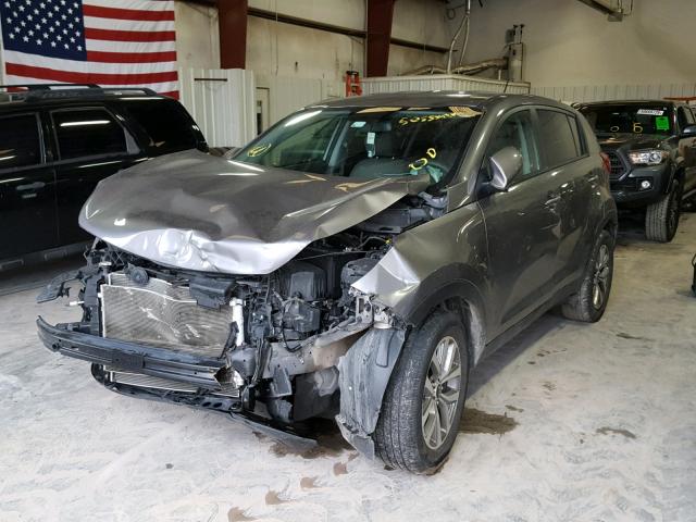 KNDPB3AC1G7821578 - 2016 KIA SPORTAGE L GRAY photo 2