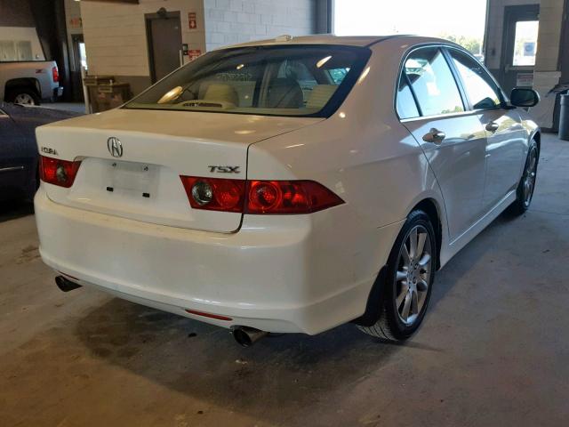 JH4CL969X8C005245 - 2008 ACURA TSX WHITE photo 4