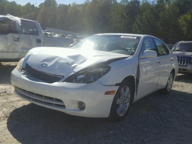 JTHBA30G455057959 - 2005 LEXUS ES 330 WHITE photo 2