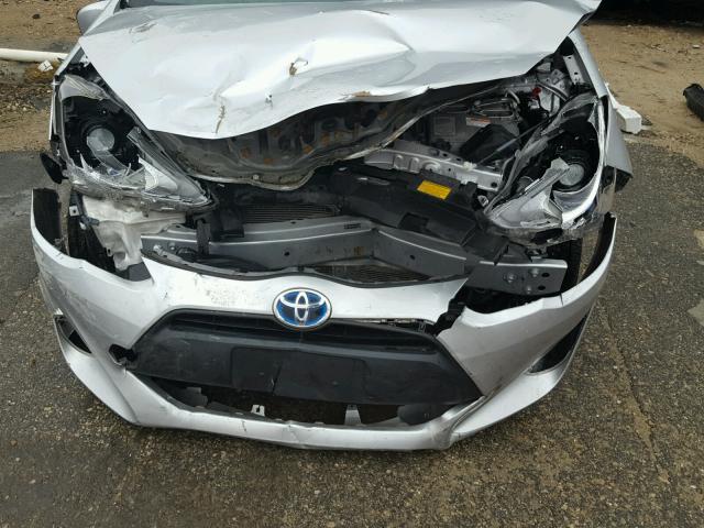 JTDKDTB32F1576634 - 2015 TOYOTA PRIUS C SILVER photo 7