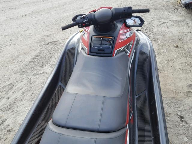 YAMA3895J516 - 2016 YAMAHA WAVERUNNER RED photo 5