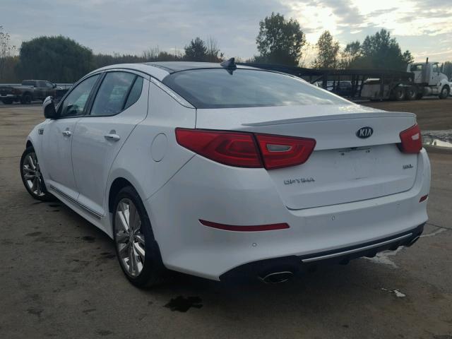 5XXGR4A60FG475024 - 2015 KIA OPTIMA SX WHITE photo 3