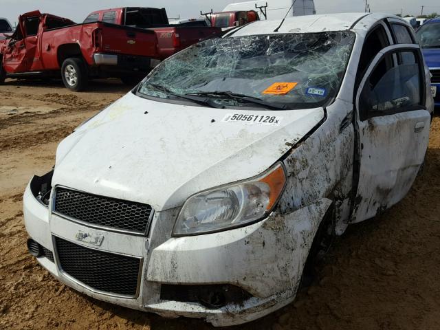 KL1TD6DE7BB158554 - 2011 CHEVROLET AVEO LS WHITE photo 2