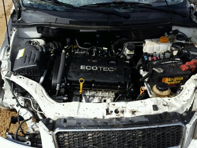 KL1TD6DE7BB158554 - 2011 CHEVROLET AVEO LS WHITE photo 7