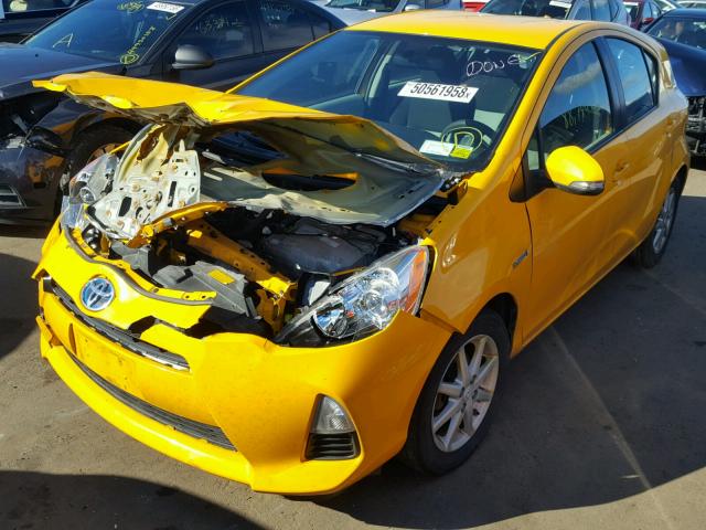 JTDKDTB34E1071421 - 2014 TOYOTA PRIUS C YELLOW photo 2