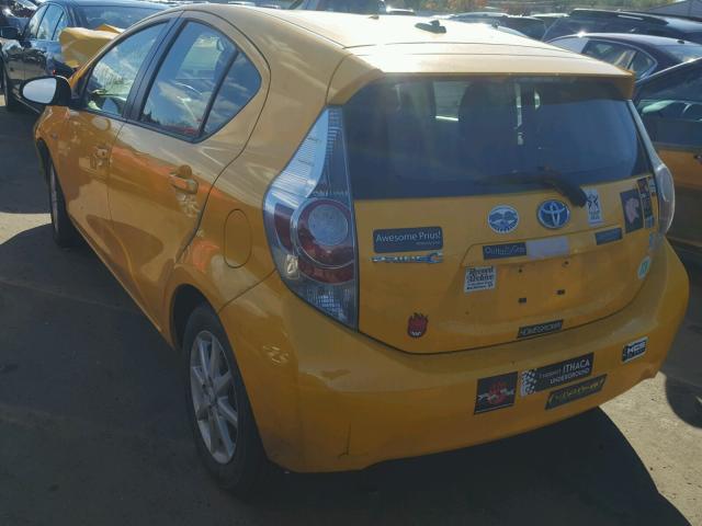 JTDKDTB34E1071421 - 2014 TOYOTA PRIUS C YELLOW photo 3