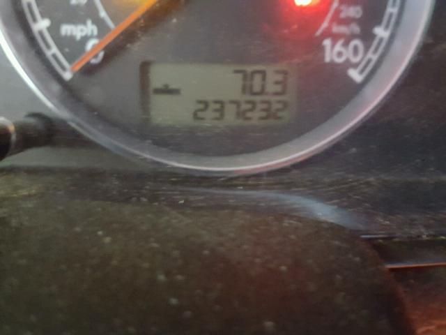 WVWWU63B05E105114 - 2005 VOLKSWAGEN PASSAT GLX 银色 照片 8