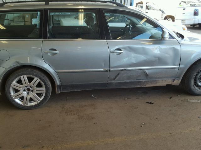 WVWWU63B05E105114 - 2005 VOLKSWAGEN PASSAT GLX 银色 照片 9