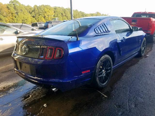 1ZVBP8AM4D5273534 - 2013 FORD MUSTANG BLUE photo 4