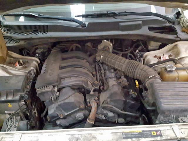 2C3JA43R65H553648 - 2005 CHRYSLER 300 CREAM photo 7