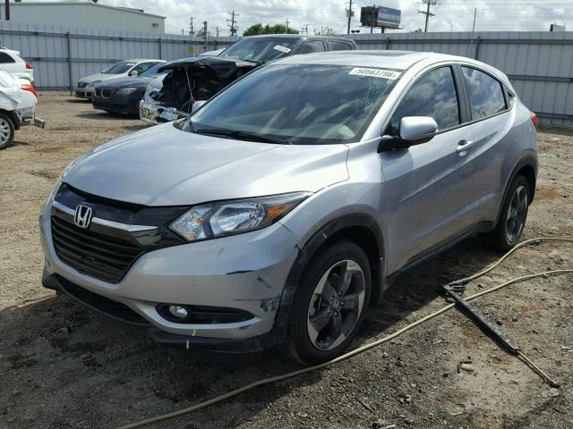 3CZRU5H5XJM704143 - 2018 HONDA HR-V EX SILVER photo 2