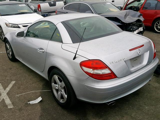 WDBWK54F07F160949 - 2007 MERCEDES-BENZ SLK 280 SILVER photo 3