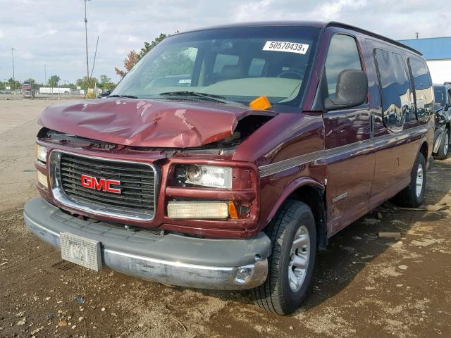 1GDFG15R721232381 - 2002 GMC SAVANA RV BURGUNDY photo 2