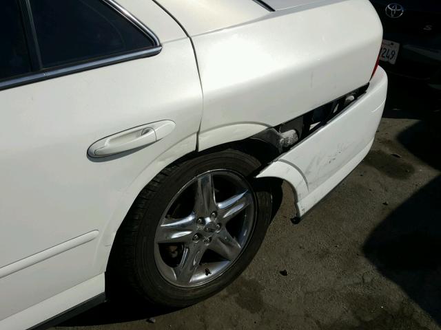 1LNHM87A41Y698423 - 2001 LINCOLN LS WHITE photo 9