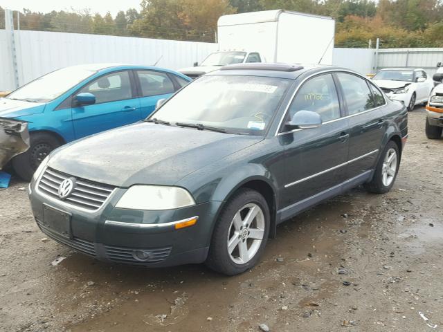 WVWRH63B24P194950 - 2004 VOLKSWAGEN PASSAT GLX GREEN photo 2
