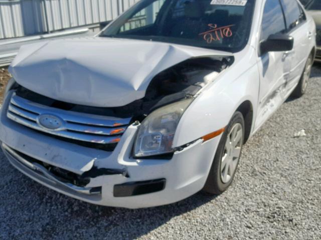 3FAHP06Z07R112110 - 2007 FORD FUSION S WHITE photo 9