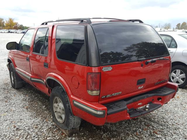 1GNDT13W0X2209789 - 1999 CHEVROLET BLAZER RED photo 3