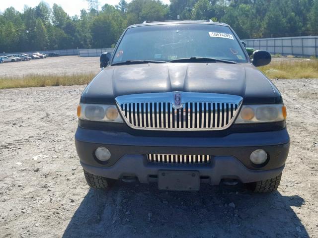 5LMPU28L5WLJ58010 - 1998 LINCOLN NAVIGATOR BLACK photo 9