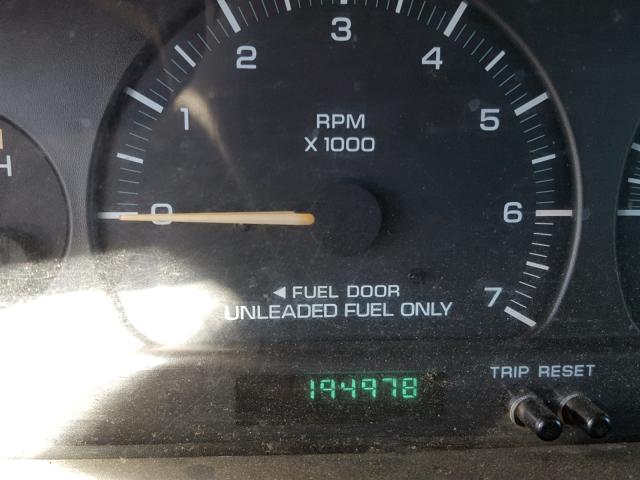 1C4GJ44GXYB734462 - 2000 CHRYSLER GRAND VOYA Կանաչ լուսանկար 8