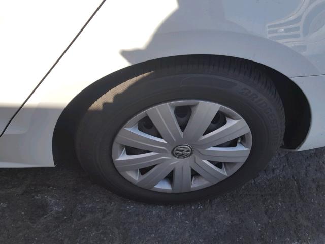 3VW2K7AJ1FM422171 - 2015 VOLKSWAGEN JETTA BASE Սպիտակ լուսանկար 9