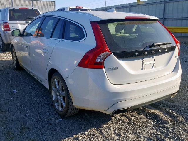 YV140MEK3H1347437 - 2017 VOLVO V60 T5 PRE WHITE photo 3