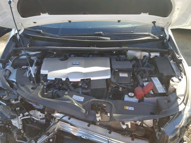 JTDKARFP4J3079977 - 2018 TOYOTA PRIUS PRIM 白色 照片 7