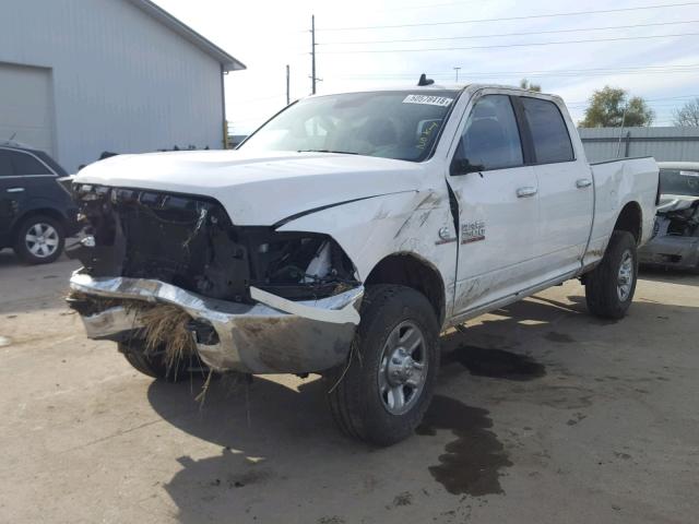 3C6UR5DL2JG278072 - 2018 RAM 2500 SLT WHITE photo 2