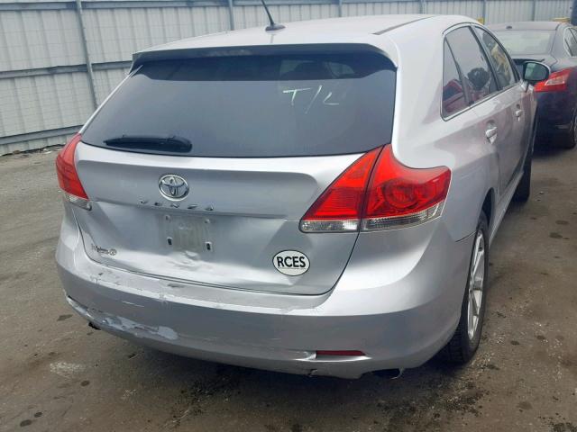 4T3ZA3BB6AU021095 - 2010 TOYOTA VENZA SILVER photo 4