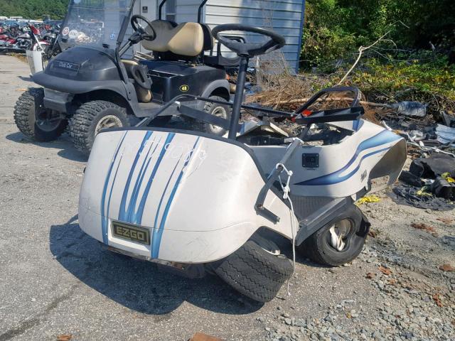 2197097 - 2004 EZ GOLFCART WHITE photo 2