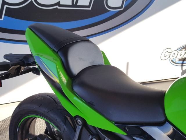 JKAEXEK19JDA26530 - 2018 KAWASAKI EX650 F GREEN photo 6