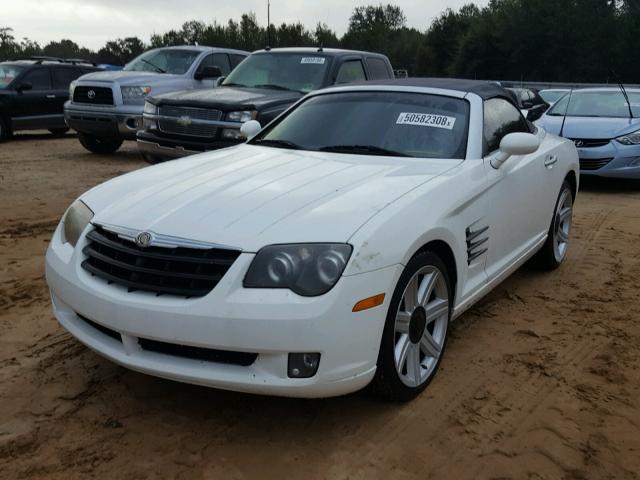 1C3AN65L16X062751 - 2006 CHRYSLER CROSSFIRE WHITE photo 2