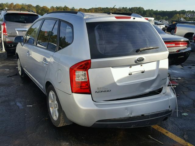 KNAFG526877067772 - 2007 KIA RONDO LX SILVER photo 3