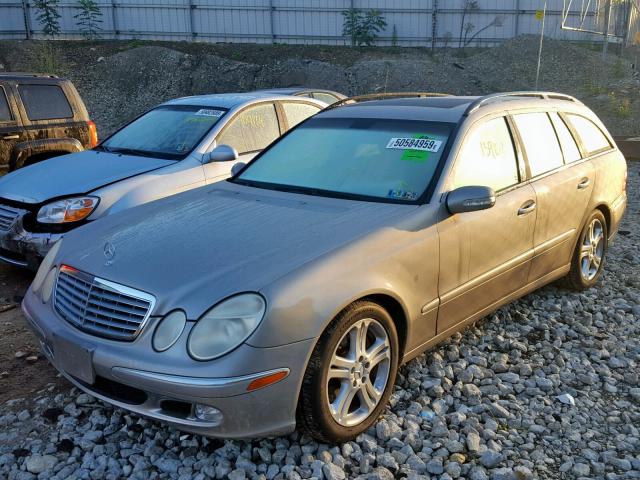 WDBUH83J54X116397 - 2004 MERCEDES-BENZ E 500 4MAT GRAY photo 2