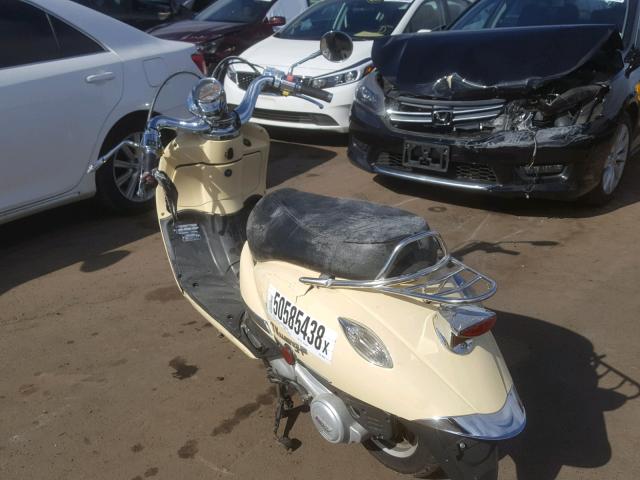 LFFWKT18XH1900019 - 2017 ZHEJ SCOOTER BEIGE photo 3