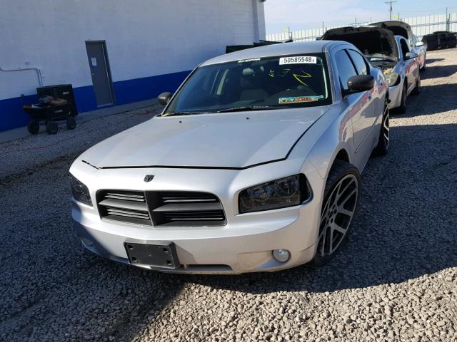 2B3CA3CV7AH309692 - 2010 DODGE CHARGER SX SILVER photo 2