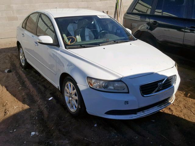 YV1MS382X82373723 - 2008 VOLVO S40 2.4I WHITE photo 1