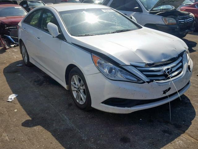 5NPEB4AC0EH917885 - 2014 HYUNDAI SONATA GLS WHITE photo 1