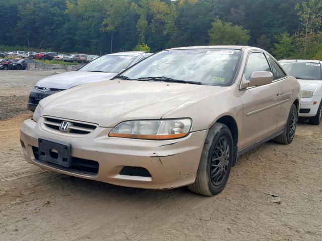 1HGCG22421A036659 - 2001 HONDA ACCORD LX GOLD photo 2