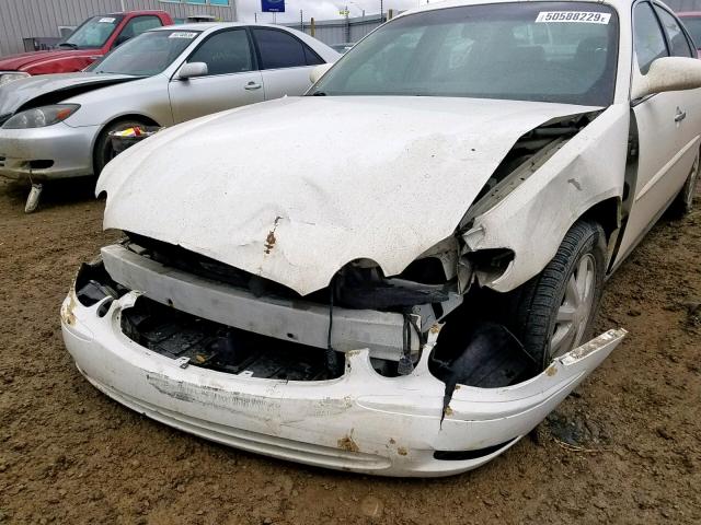 2G4WF582X61274701 - 2006 BUICK ALLURE CX WHITE photo 9