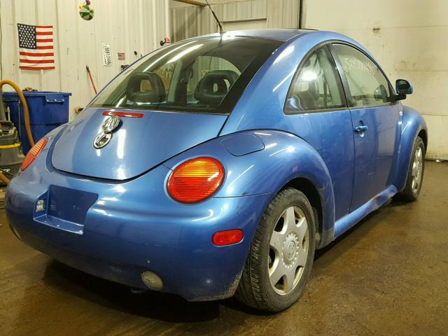 3VWCC21C0YM404978 - 2000 VOLKSWAGEN NEW BEETLE BLUE photo 4