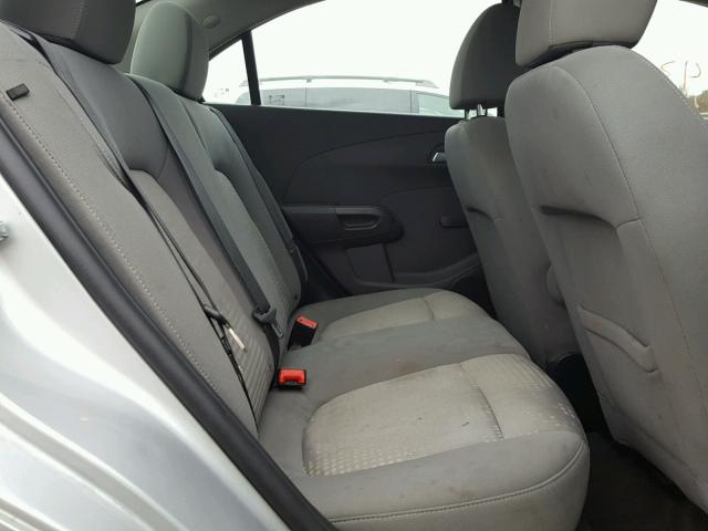 1G1JA5SH6D4236256 - 2013 CHEVROLET SONIC LS 银色 照片 6