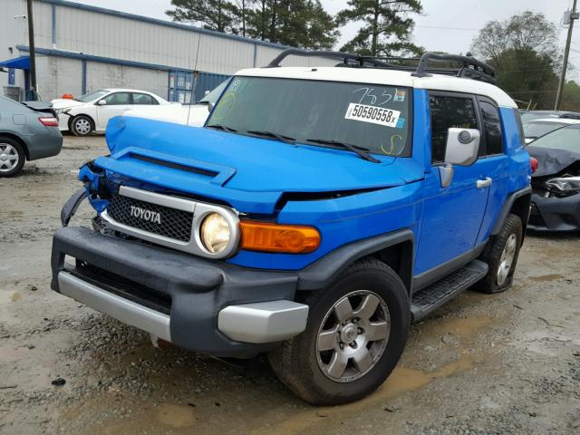 JTEZU11FX8K007831 - 2008 TOYOTA FJ CRUISER BLUE photo 2