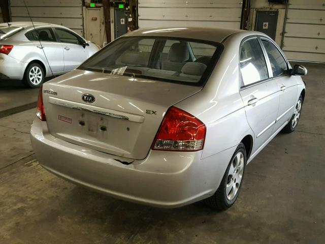 KNAFE121885531837 - 2008 KIA SPECTRA EX SILVER photo 4