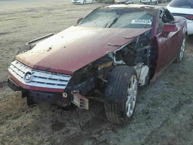 1G6YV36A065603261 - 2006 CADILLAC XLR MAROON photo 2