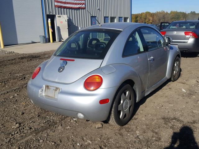 3VWDD21C4YM425866 - 2000 VOLKSWAGEN NEW BEETLE GRAY photo 4