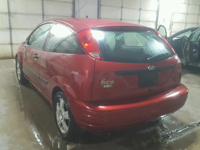 3FAFP31333R132177 - 2003 FORD FOCUS ZX3 RED photo 3