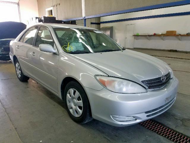 4T1BE32K72U629885 - 2002 TOYOTA CAMRY LE SILVER photo 1