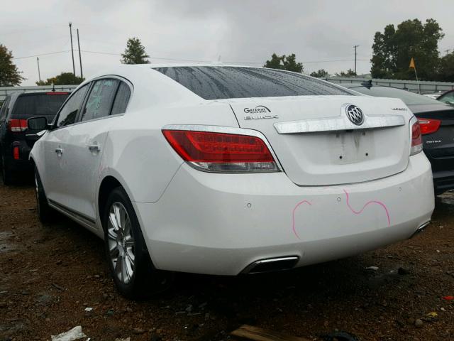 1G4GC5E31DF305351 - 2013 BUICK LACROSSE WHITE photo 3