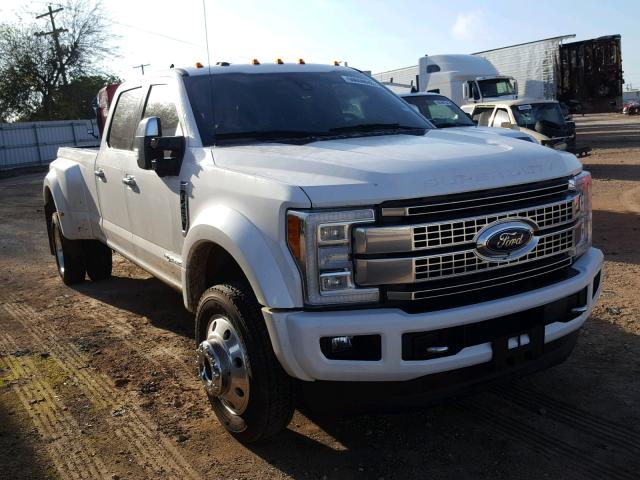 1FT8W4DT4HED78138 - 2017 FORD F450 SUPER WHITE photo 1